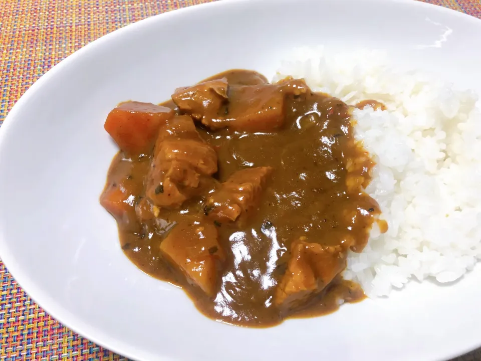 後から辛さがやって来るカレー🍛|Makigelinaさん