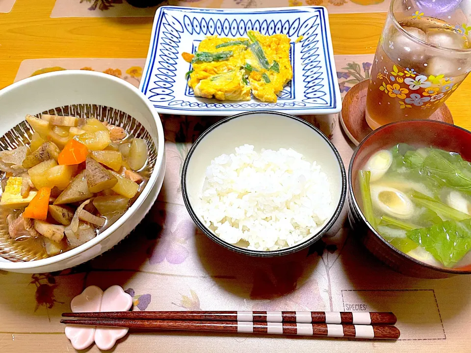 いり鷄、にら焼きたまご、青菜のみそ汁|江口笑湖さん