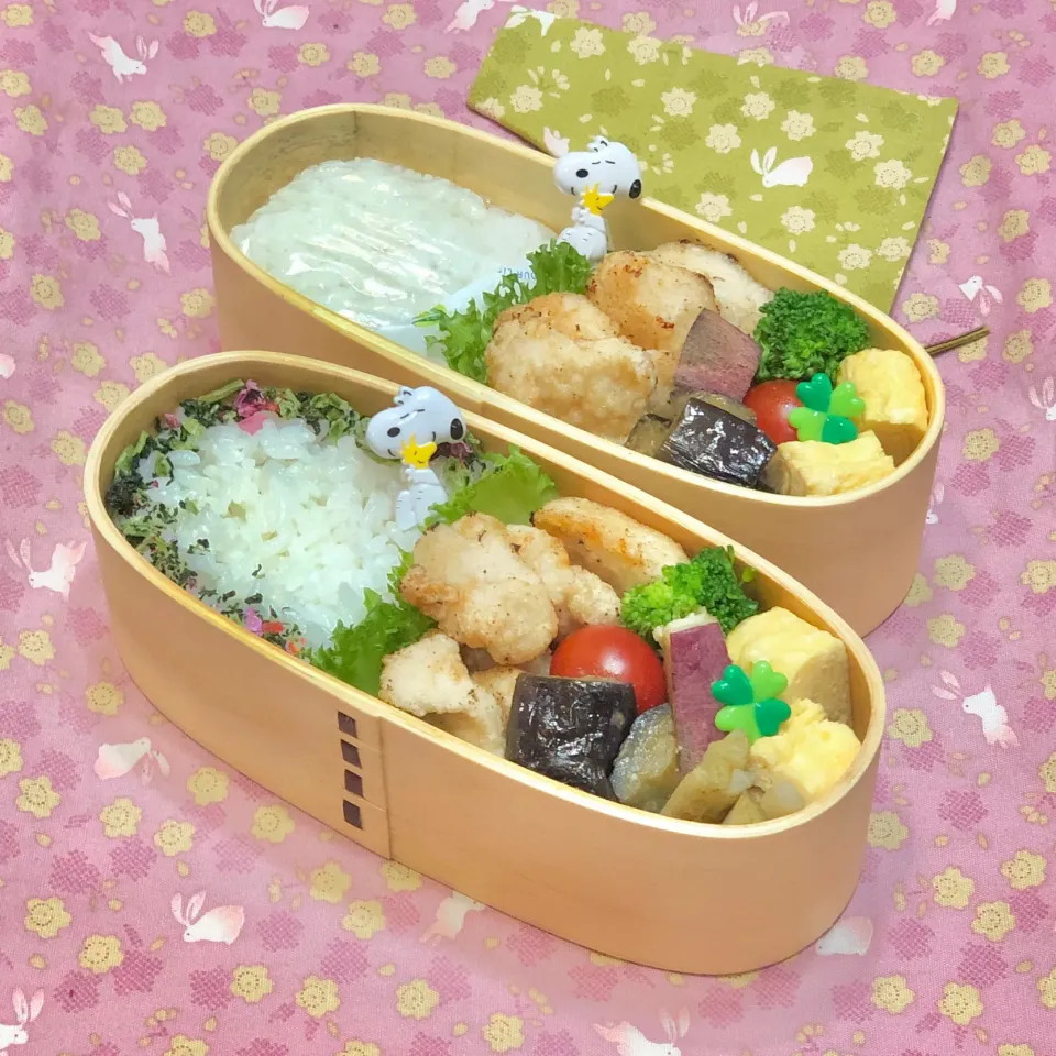 胸肉の塩唐揚げ☘の双子ちゃんお弁当💙❤️ 11/30月|sweet homeさん