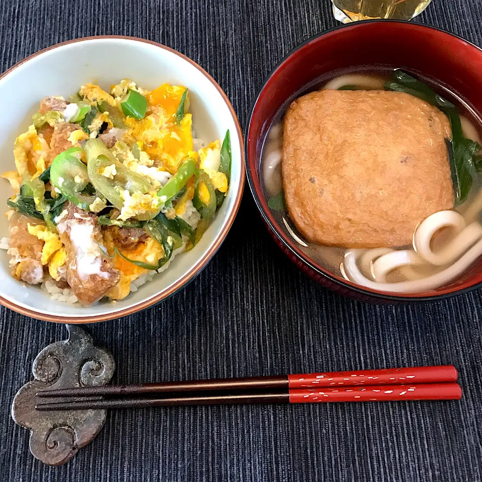 ミニカツ丼とキツネうどん|sobacoさん