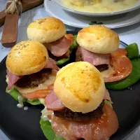 手作りミニパンズで具沢山🍔&コーン🌽シチュー