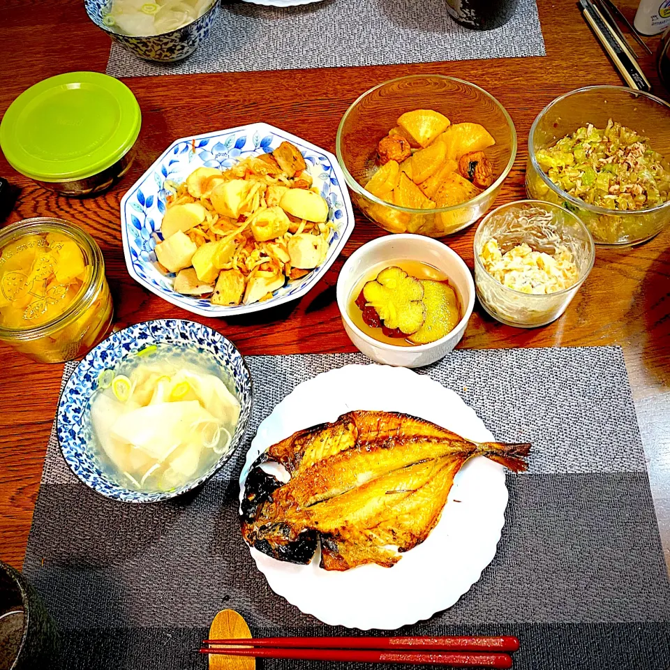 切り干し大根煮物、鯵の干物、大根の煮物、さつま芋甘煮、海老ワンタンスープ、常備菜|yakinasuさん