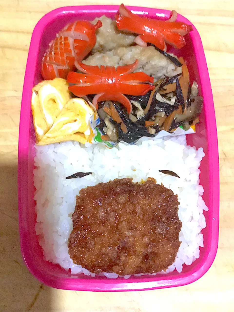 ソーストンカツの顔お弁当♪|こーやさん