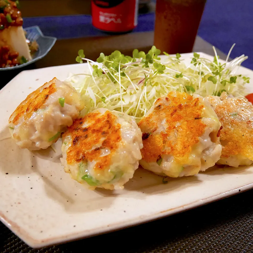 鶏むね肉とレンコンチーズの丸め焼き|Mayさん