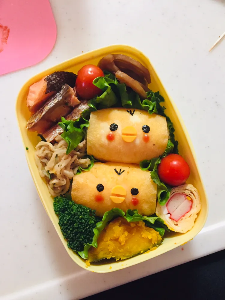 MAAさんの料理 卵巻きおにぎり de                               ひよこちゃん弁当 :D|pimoriさん