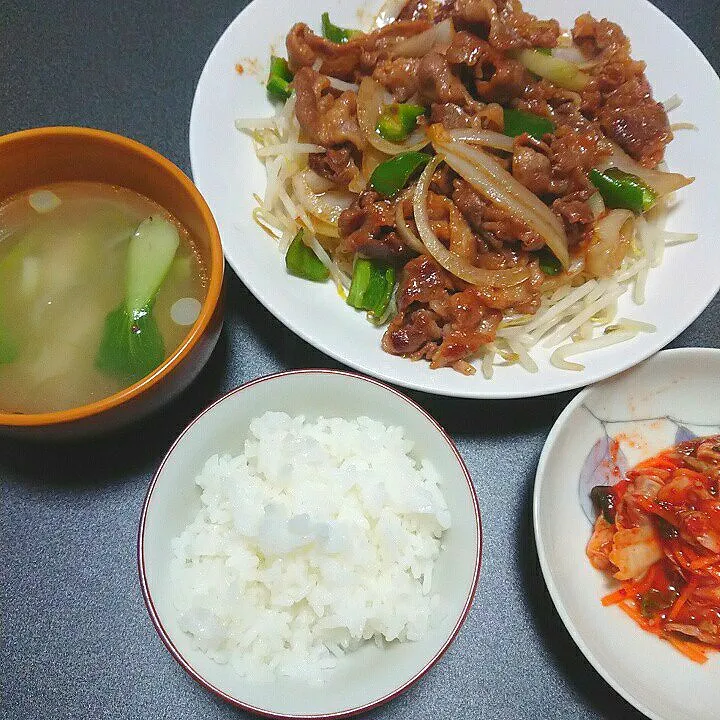 プルコギと中華コーンスープのお夕飯|jun(・x・)さん