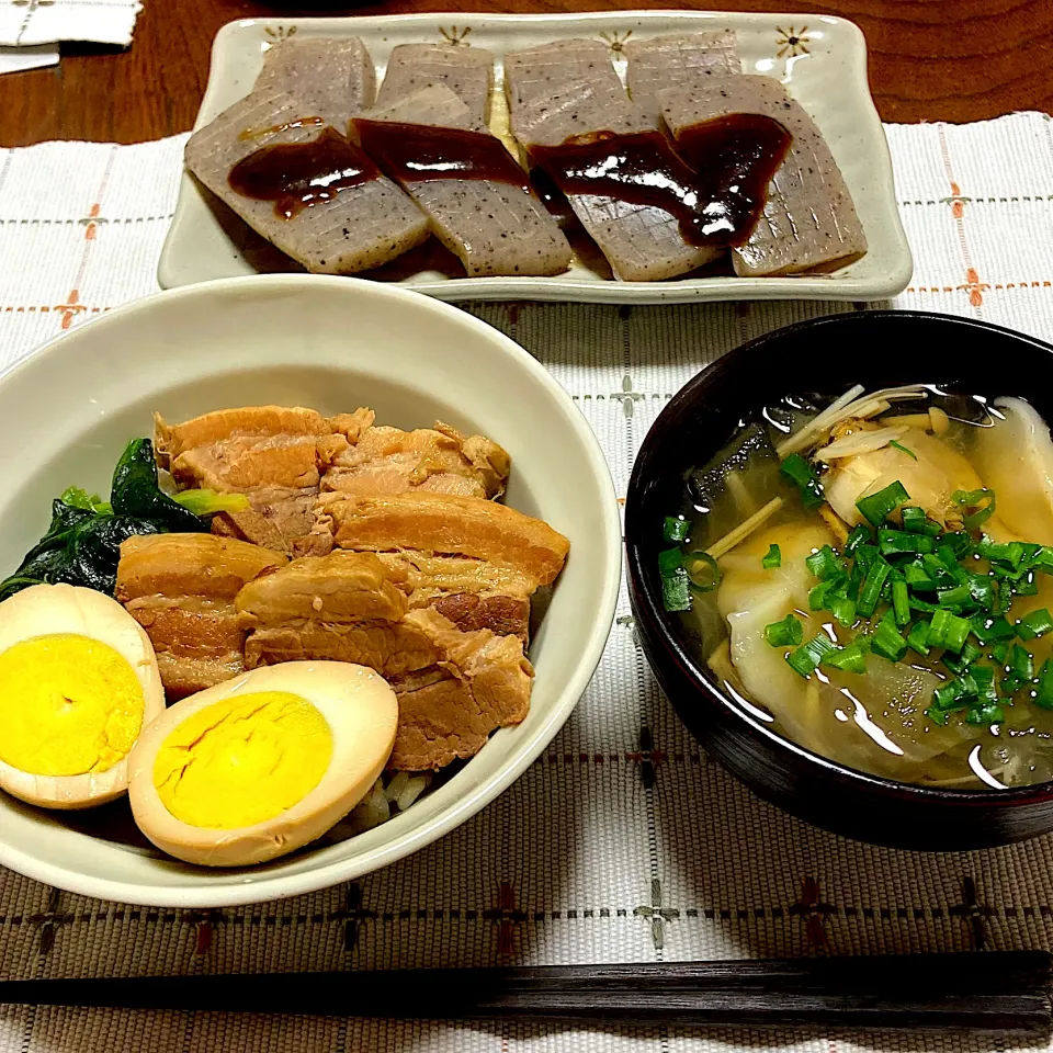 Snapdishの料理写真:角煮丼|akkoさん