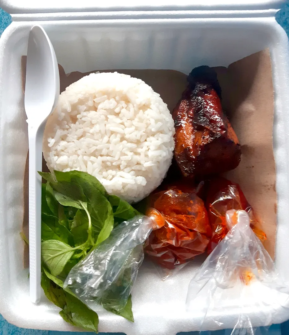 nasi ayam bakar|Hariyanto Yantoさん