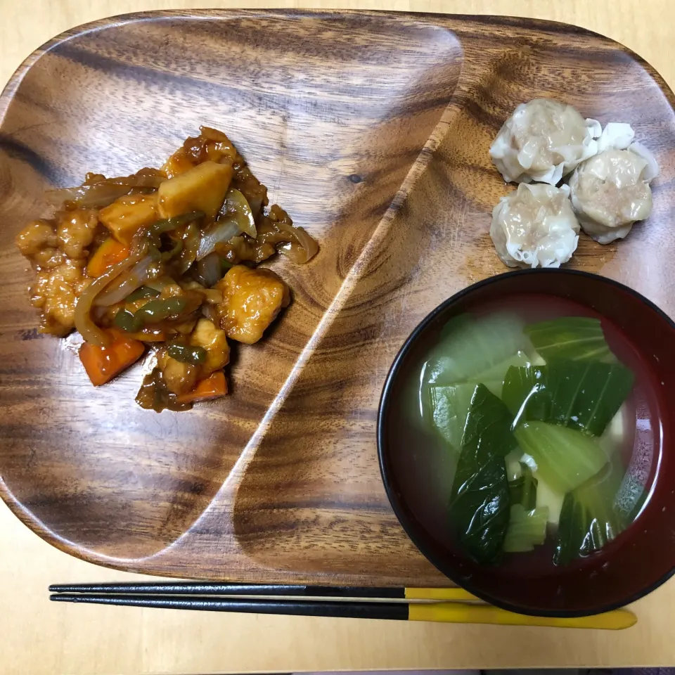 黒酢ソースの酢豚、焼売、すくい豆腐とちんげん菜のスープ|Rioさん