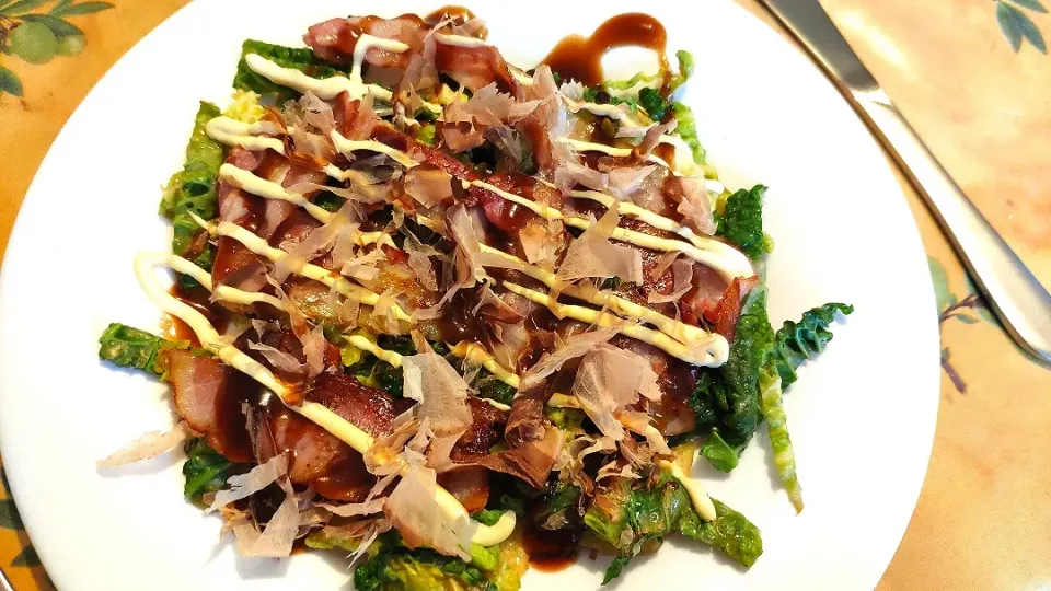 Snapdishの料理写真:okonomiyaki|Kikix - ききさん