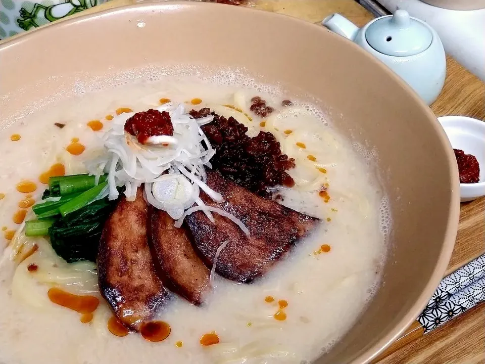 ヴィーガンラーメン☆まるカフェティッピ|亜依さん