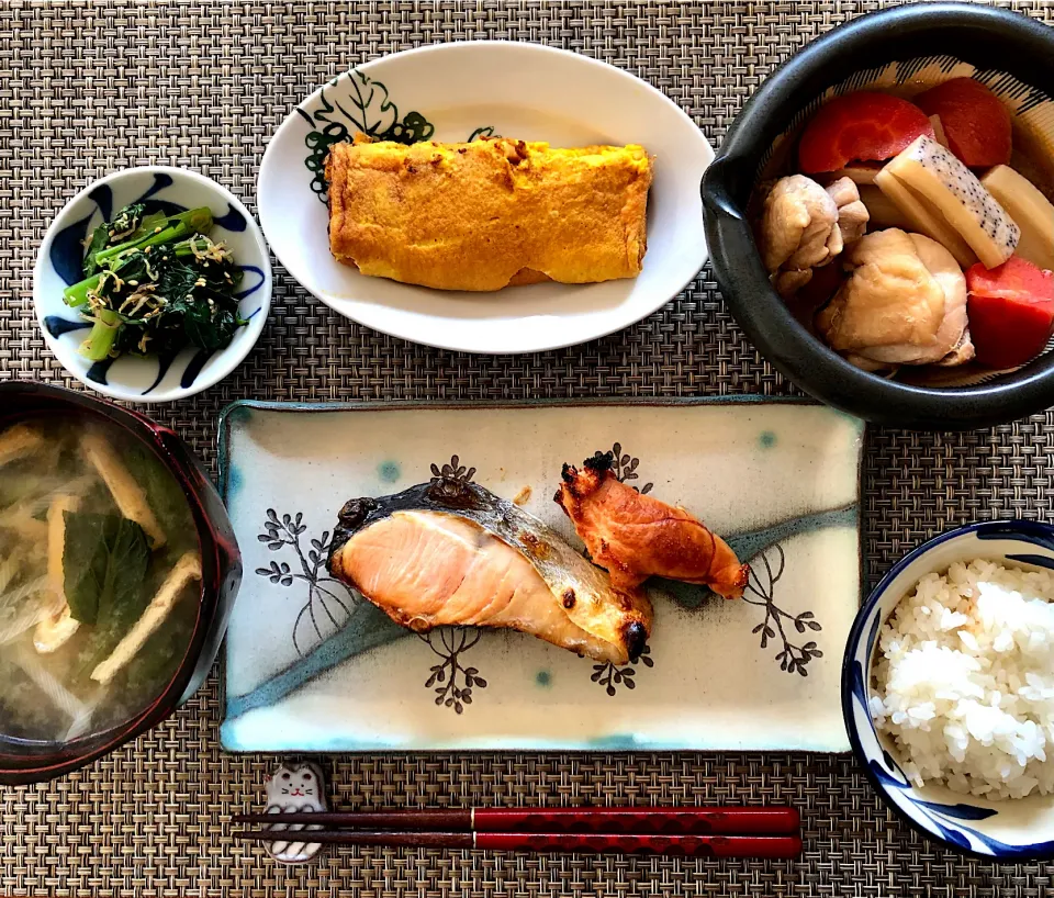 土曜日の朝ごはん定食🍚|saoricocoさん