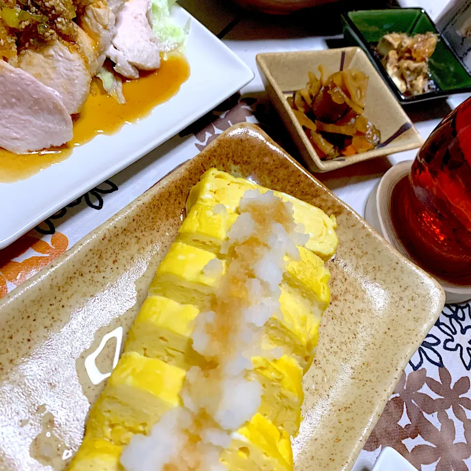 Snapdishの料理写真:だし巻き玉子大根おろし添え|奏 kanadeさん