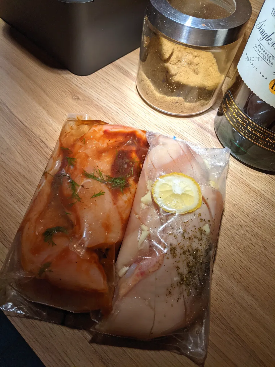 Prep marinated chicken|歆颖さん