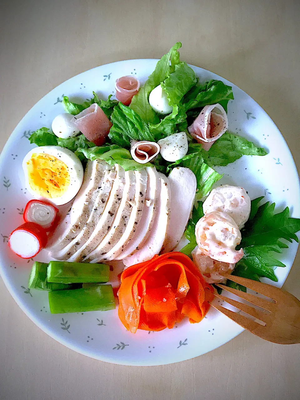 鶏ハムサラダ🥗|ことりさん