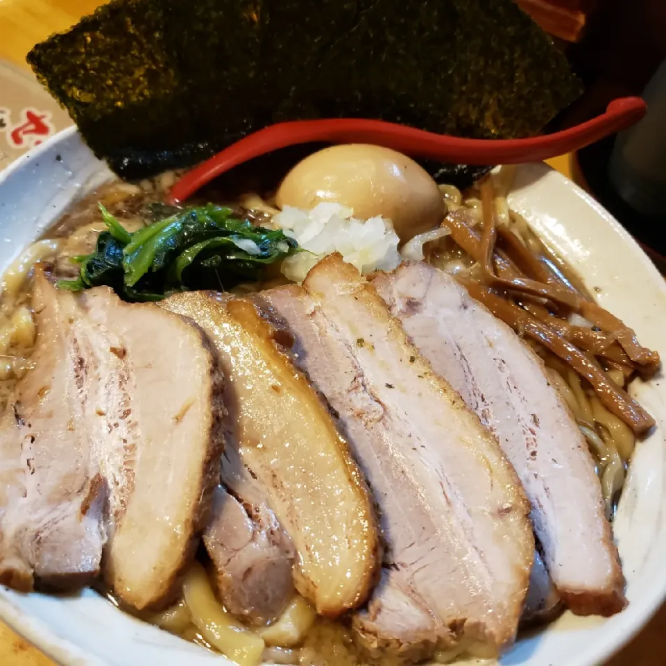 Snapdishの料理写真:燕三条ラーメン  中|haru1204jpさん