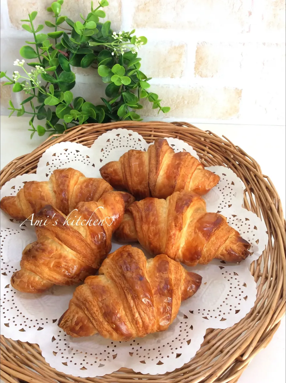 Snapdishの料理写真:クロワッサン😆修行中🥐|あみさん