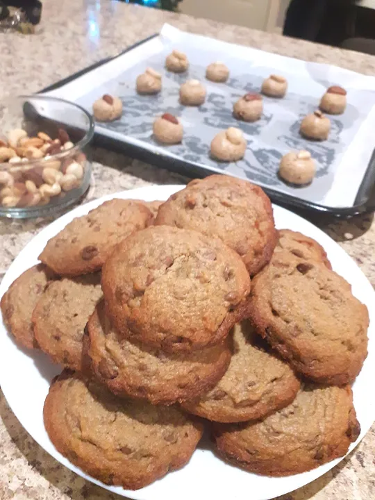 oatmeal and peanut butter chocolate chip cookies|Sophieさん