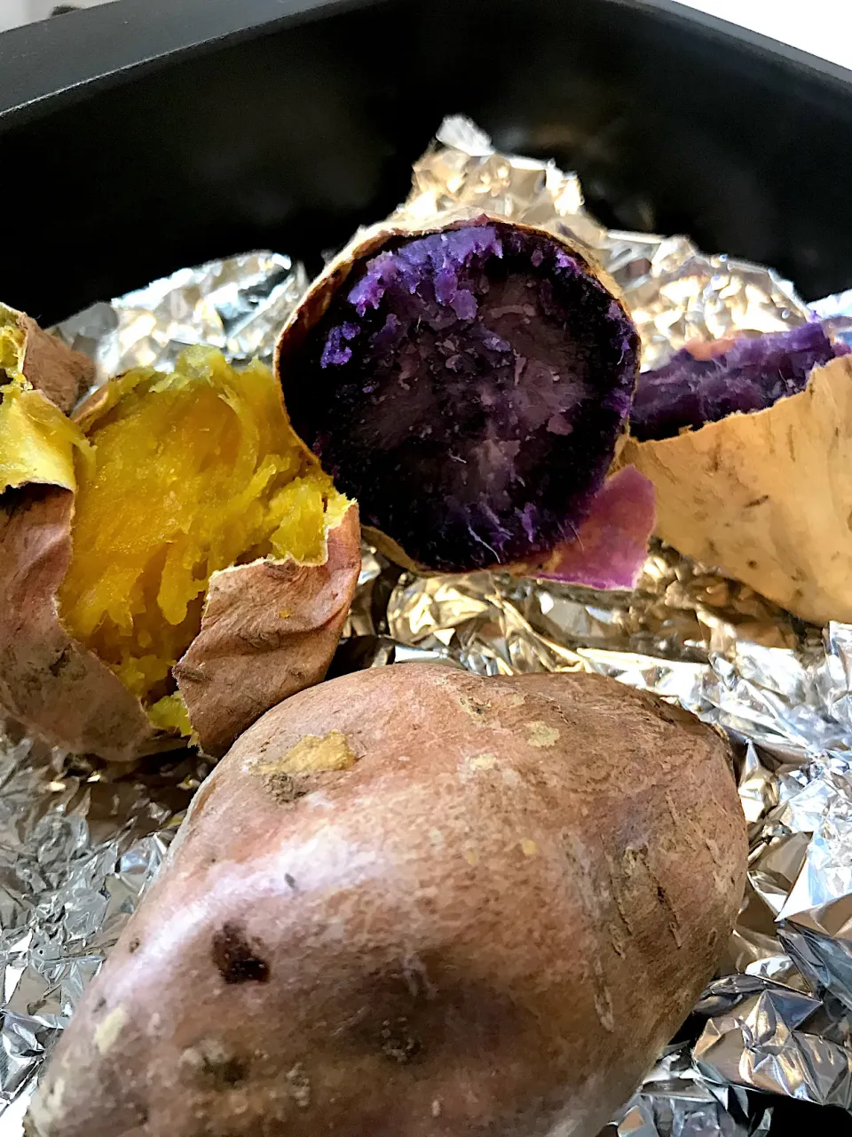 グリル　ダッチオーブンで焼き芋できました|izunさん