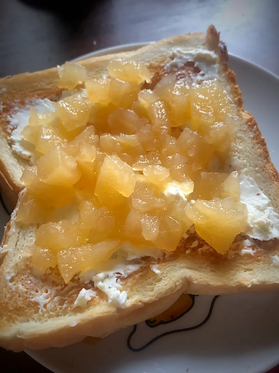 りんご🍎の蜂蜜煮のせクリームチーズトースト|ちはねさん