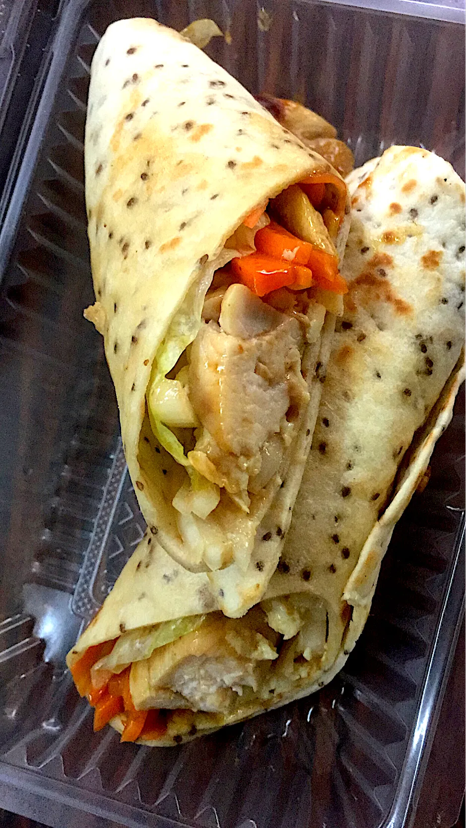 Chia seeds Bbq sauce chicken wrap|TiffanyTeoさん