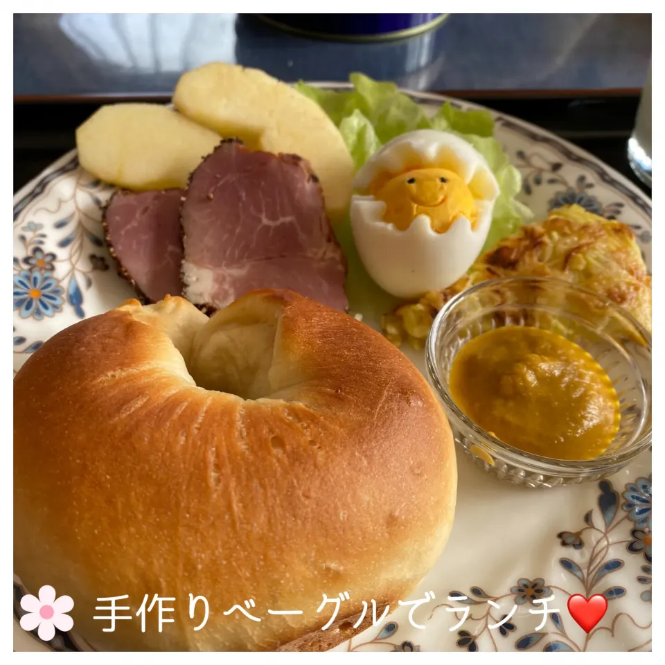 初めて作ったベーグルでランチ|いのっちさん