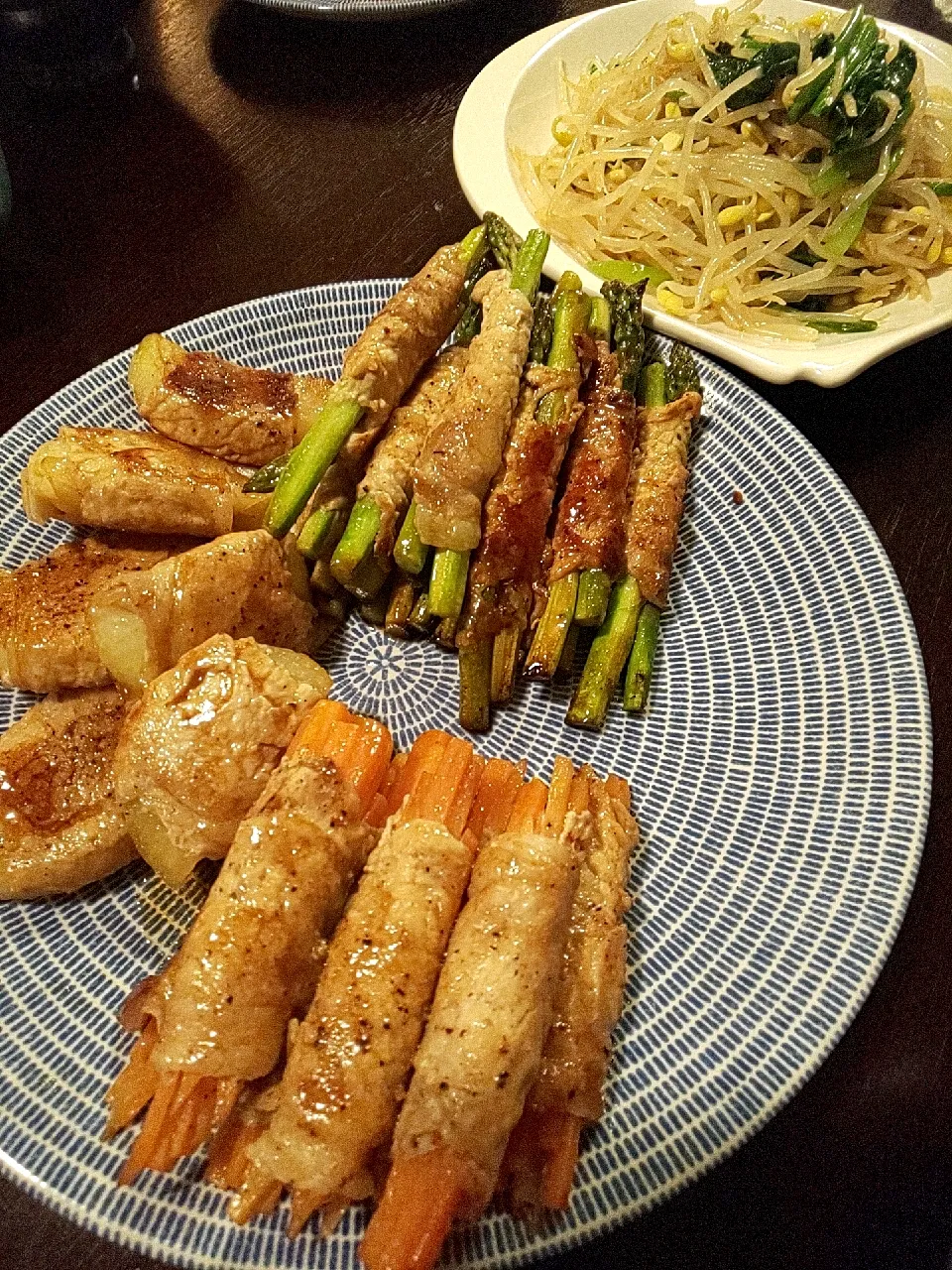 Snapdishの料理写真:野菜の肉巻き|seaskyさん