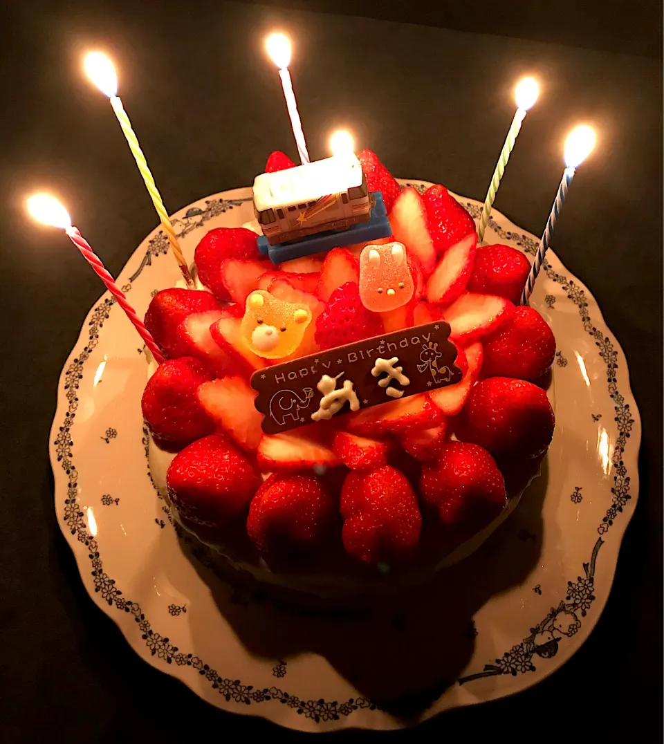 誕生日ケーキ|ゆだともさん