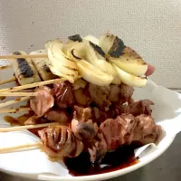 Snapdishの料理写真:焼き鳥(ねぎ、玉ねぎ、ハツ、砂肝、レバー)|瀬畑涼介さん