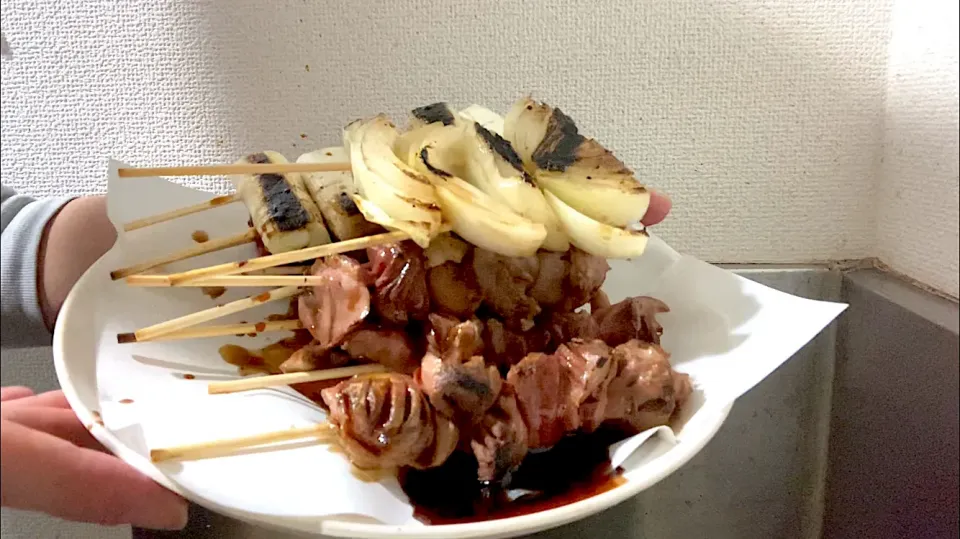 Snapdishの料理写真:焼き鳥(ねぎ、玉ねぎ、ハツ、砂肝、レバー)|瀬畑涼介さん