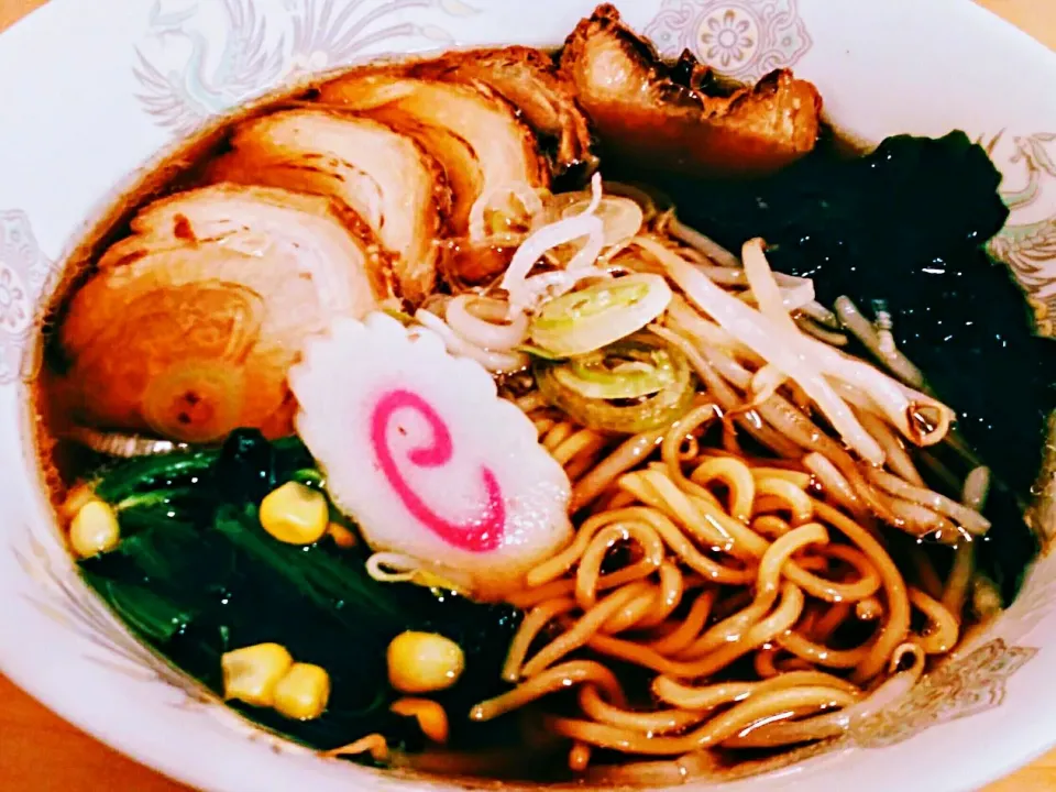 ほんじつのまかない・醤油チャーシュー麺|のも💛さん