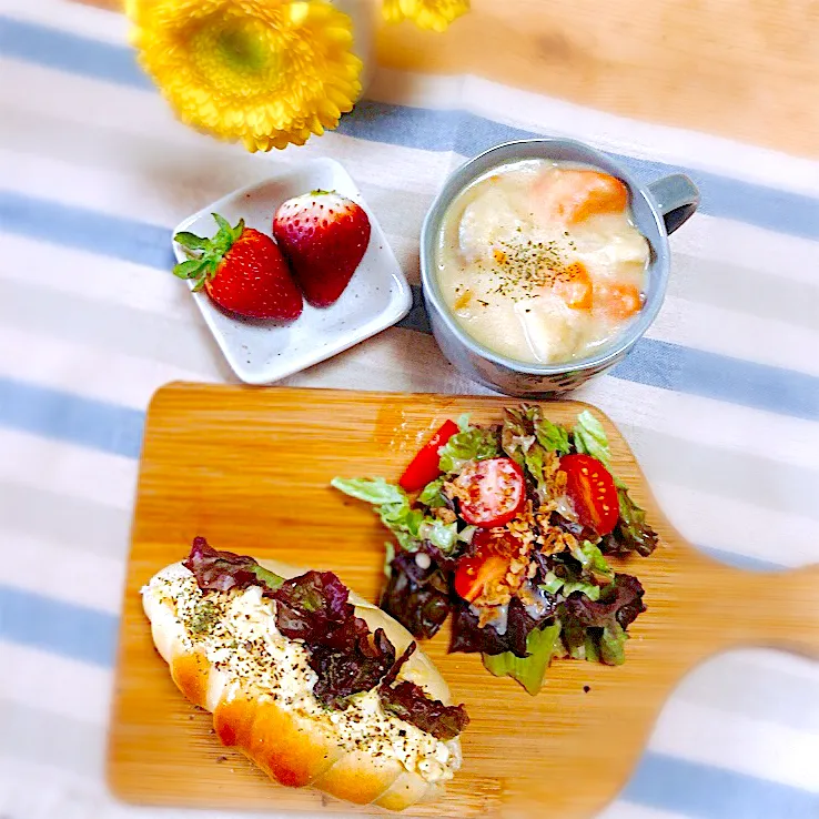 おうちロールでブランチ|さとみこさん