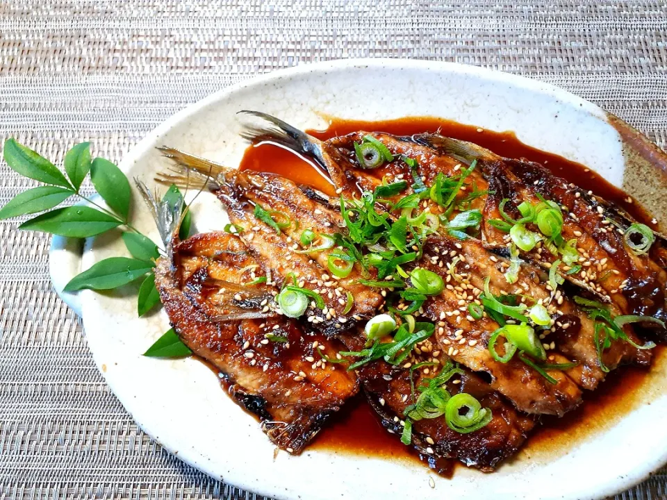 隠し味は梅酒の梅！イワシの蒲焼き☺️|fumfumさん