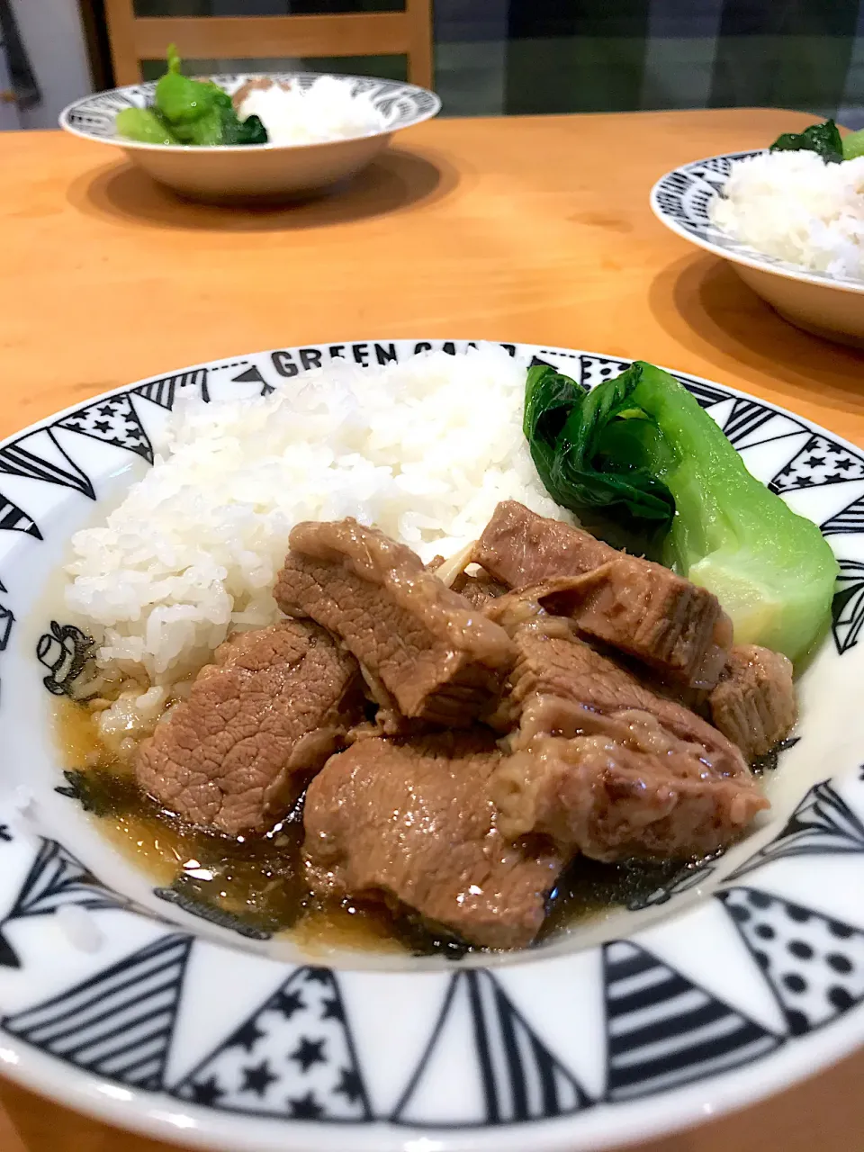 牛バラ煮込みご飯|ふくながさん