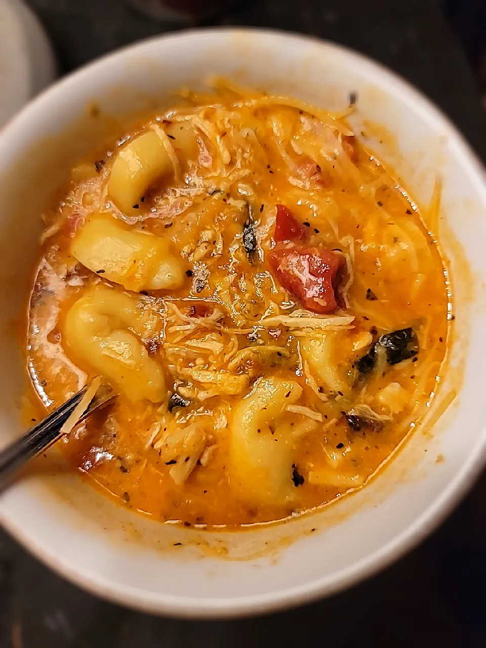 Creamy Tomato, Tortellini,Spinach and Chicken Soup|SnoosieandSnooさん