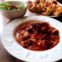 甘酒入りビーフシチューとブロックベーコン🥓のエピ