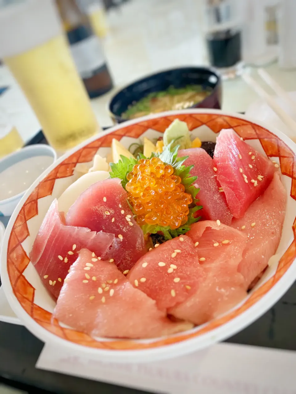 ゴルフ飯　2種のマグロ丼|寺尾真次さん