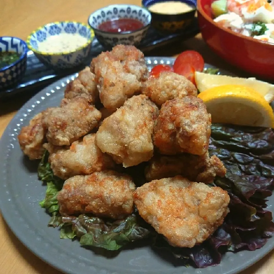 Snapdishの料理写真:豚肉の唐揚げ(4種のソース)|よしみさん