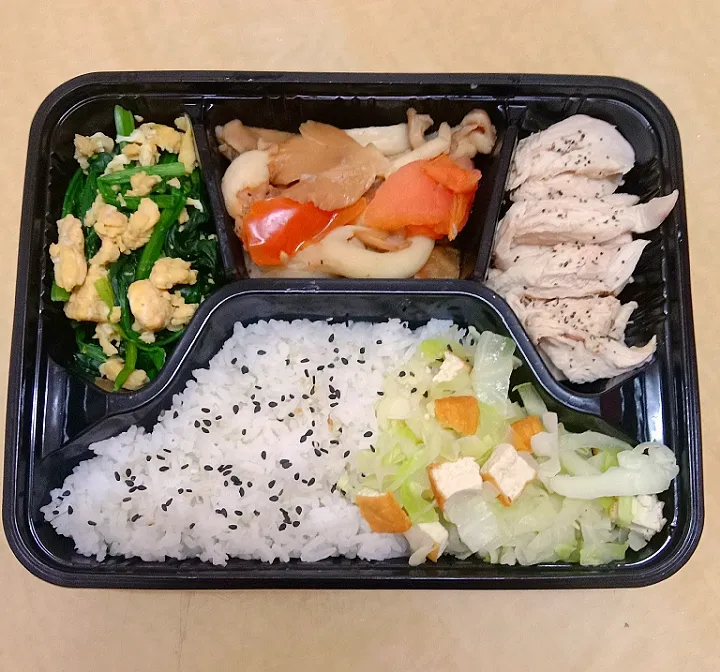 Healthy Lunch Box
健康便當 吃出健康
#low carb high protein
#less oil #less salt #less sugar
#no processed food
#eathealthy 
#eatclean|steady chanさん