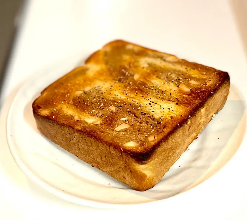 コーヒーロール食パンのトースト|かっちゃん杉さん