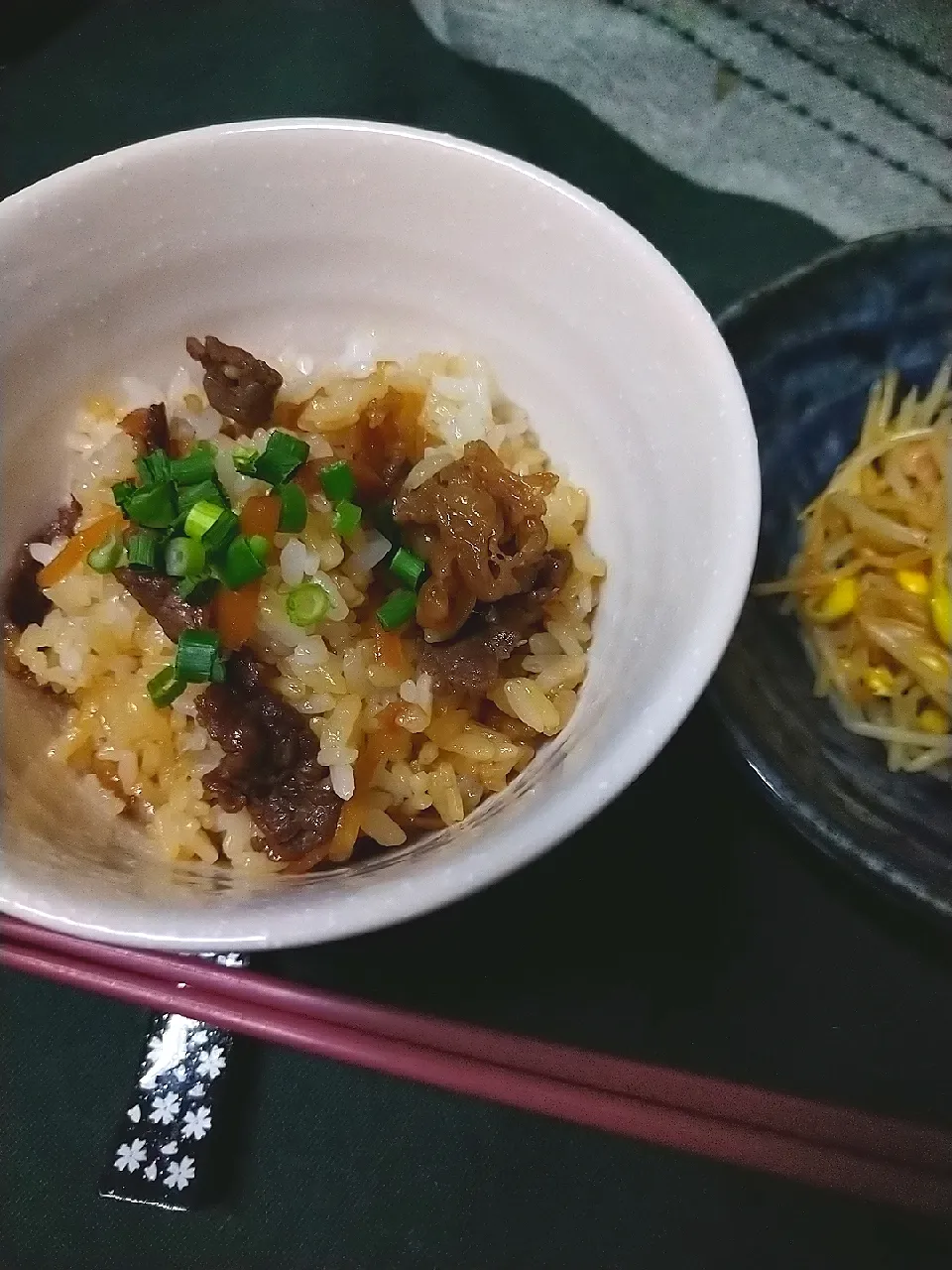 牛肉と生姜の混ぜ飯
　　&　もやしのナムル|cheryl_tasteさん