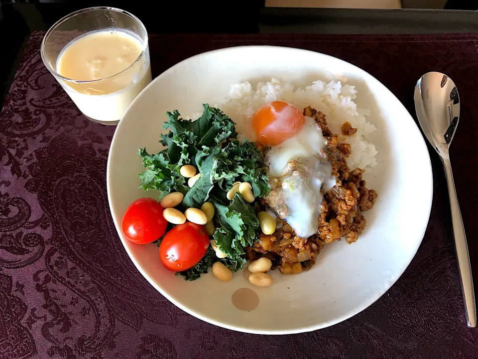 Snapdishの料理写真:ドライカレーランチ🍛|csigapogiさん