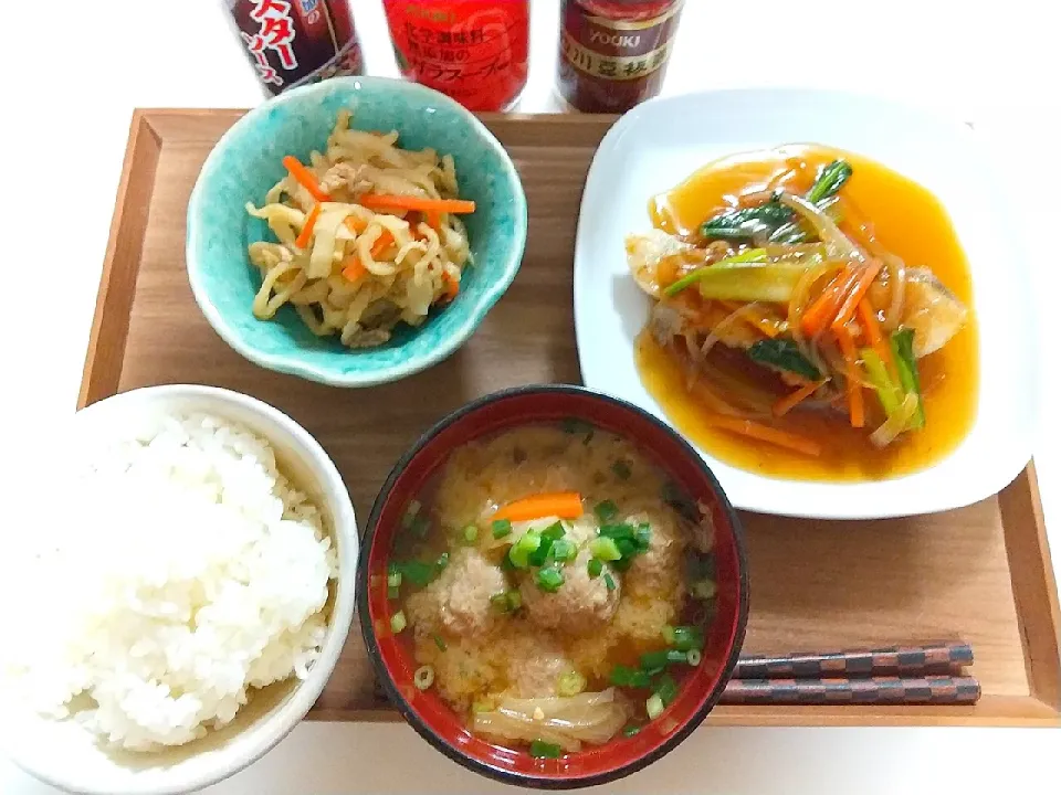 🍴たらの中華風野菜あんかけ
🍴めちゃウマ!辛味噌鶏団子汁
🍴切り干し大根

からあげビールさんの料理 家にあるものでカンタン♪めちゃウマ!辛味噌鶏団子汁|tomoさん