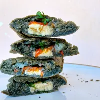 Snapdishの料理写真:Hemp Charcoal Brown Rice Hot Sandwich|Uguisu Sabouさん