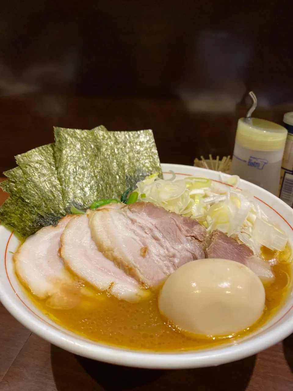 東京都大田区蒲田　らーめん飛粋の特製ラーメンバラのねきトッピング麺硬め|タカちゃんさん