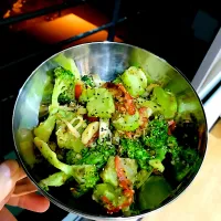 Broccoli stir with capsicum & matsutake|CCさん