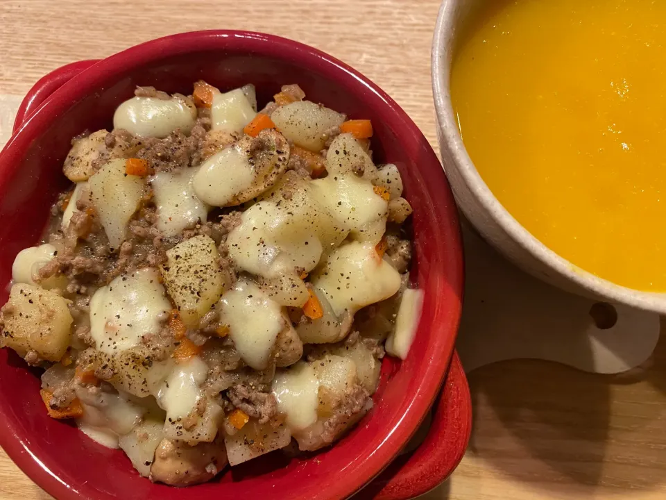 ひき肉でジャーマンポテト🥔🍄🥕🧅とカボチャポタージュ🎃🧅野菜補給！|バナナ子さん