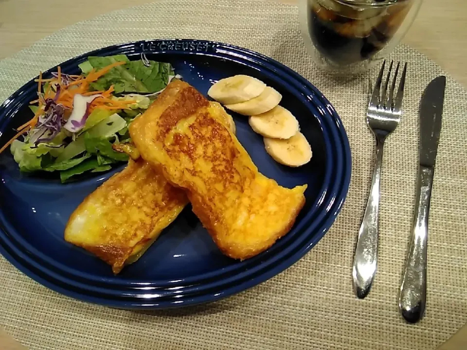 今日の朝ごはん☕🌄フレンチトースト🥞|べるさん