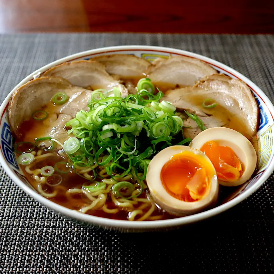 Snapdishの料理写真:西山ラーメン　醤油味|かおるさん