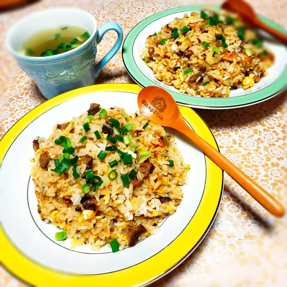 しし肉煮豚の焼き飯
ワカメスープ|yukaringoさん